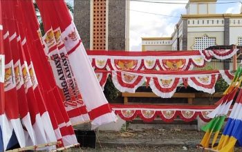 Jelang HUT RI KE-79, Penjual Bendera Musiman Mulai Bermunculan