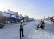 Fajar Menyingsing, Polisi Sudah Menjaga