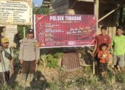 Polri Bergerak Cegah Karhutla, Bhabinkamtibmas Mamuju Tengah Ingatkan Warga Jangan Bakar Lahan