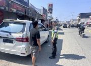 Polri Turun Ke Jalan, Satlantas Mamuju Tengah Urai Kemacetan Dan Cegah Kecelakaan