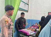 Bhabinkamtibmas Polocamba Antar Korban Kecelakaan, Warga Diingatkan Utamakan Keselamatan