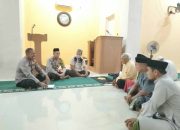 Bhabinkamtibmas Polsek Karossa Hadir Membawa Pesan Kamtibmas di Rumah Ibadah