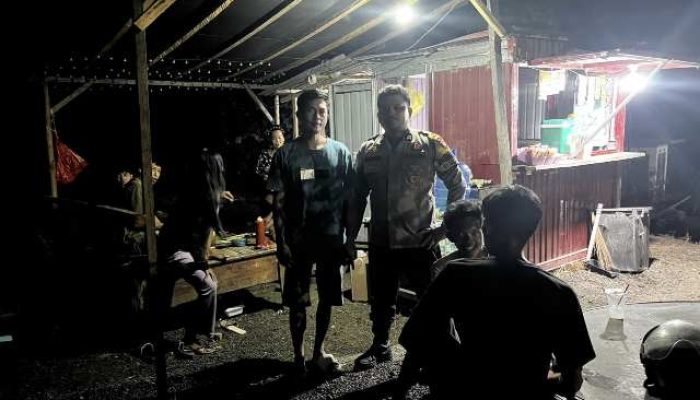 Bhabinkamtibmas Pasapa Turun Langsung Ingatkan Warga Bahaya Membakar Lahan
